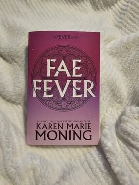 Fae Fever by Karen Marie Moning - Pink Gradient Paperback Book